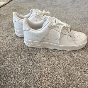 BRAND NEW Nike Air Force 1 ‘07 All White Sneakers | Classic AF1